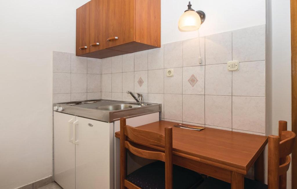 Sunrise Apartments And Studio Apartments 1 洛克瓦罗戈兹尼察 外观 照片