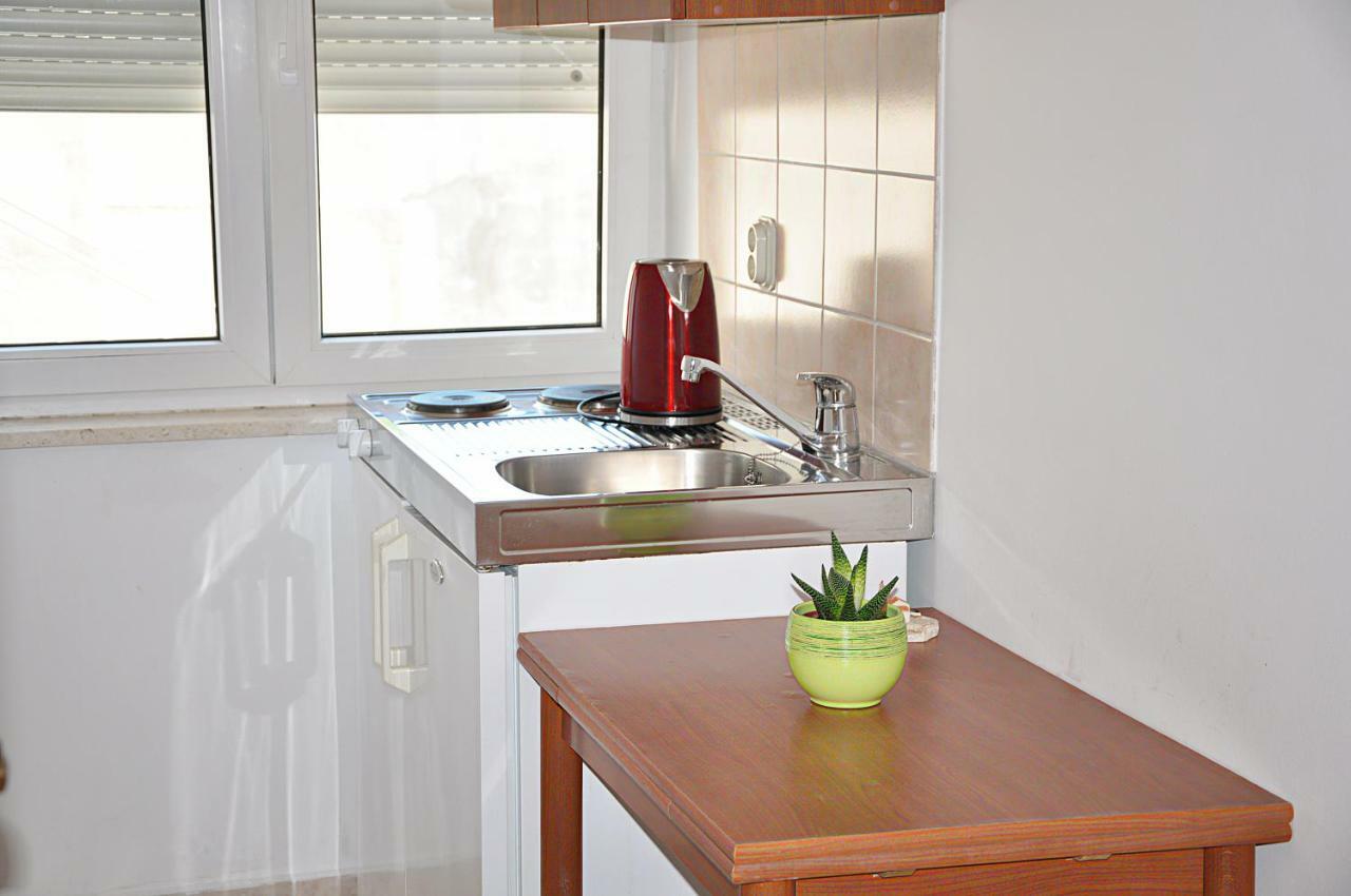 Sunrise Apartments And Studio Apartments 1 洛克瓦罗戈兹尼察 外观 照片